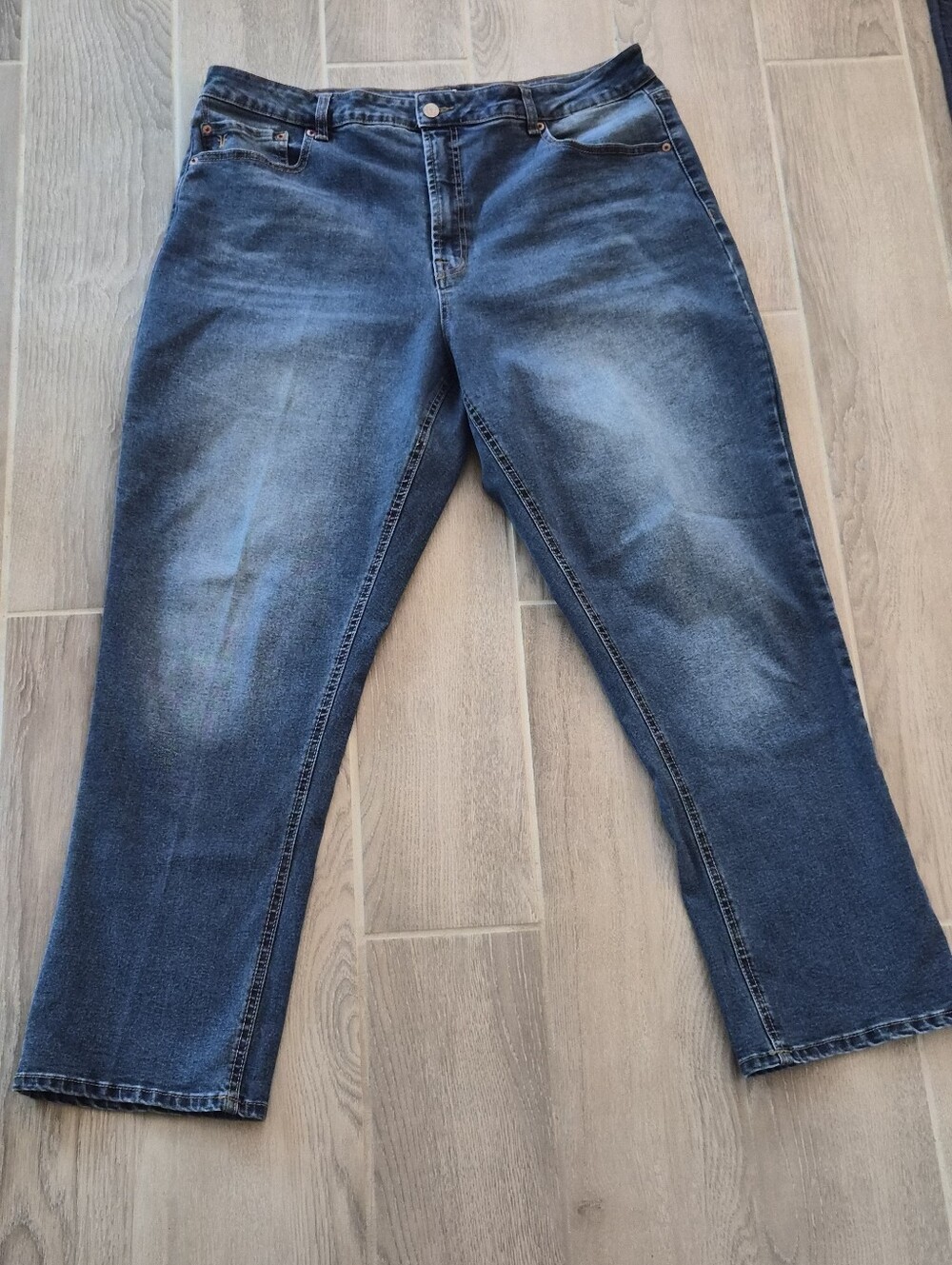 FRYE Size 16 Medium Wash Whiskered High-Rise Straight Leg Denim Jeans-28" Inseam